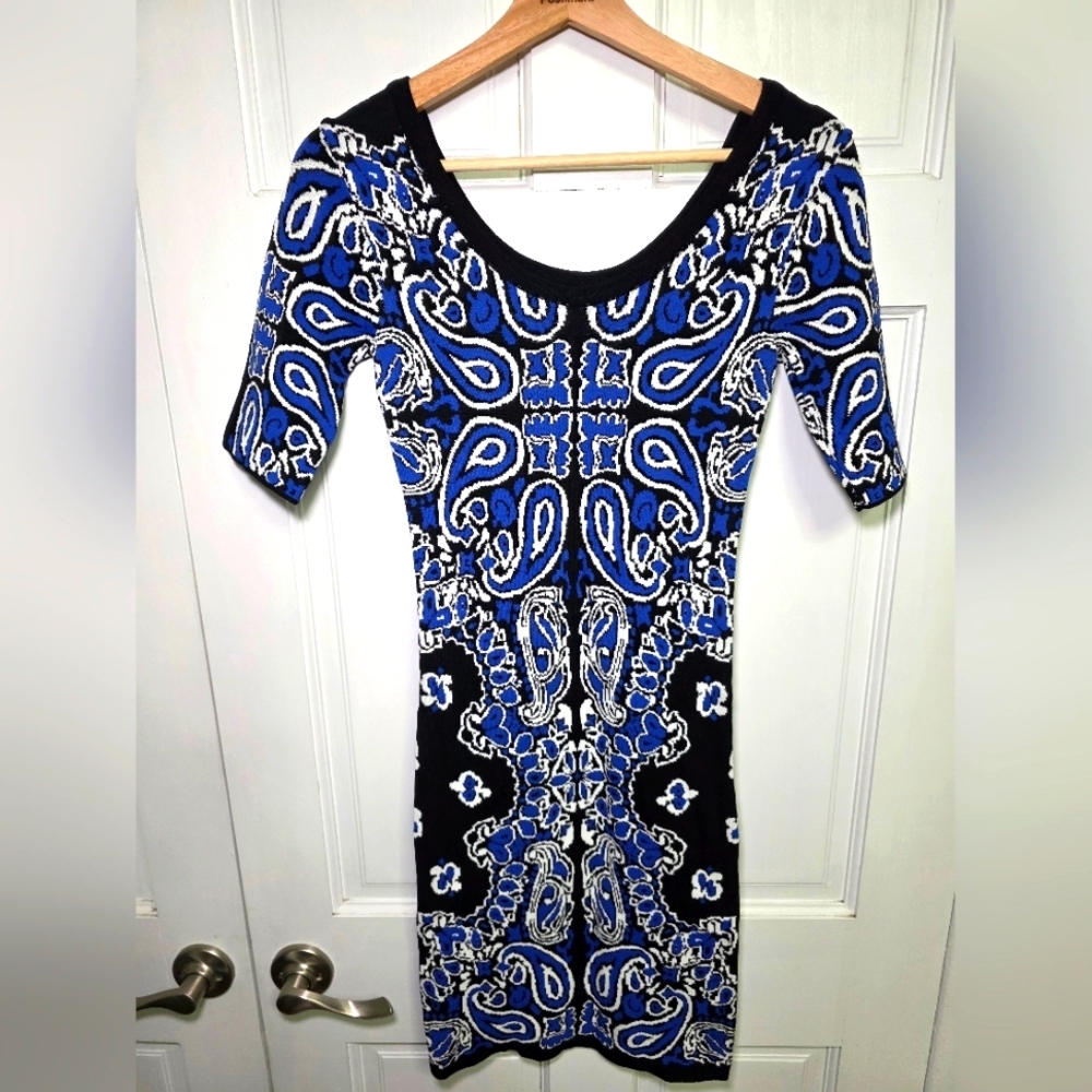 Felicity & Coco Sexy Stretchy Bodycon Colorful Paisley Dress- Size XS